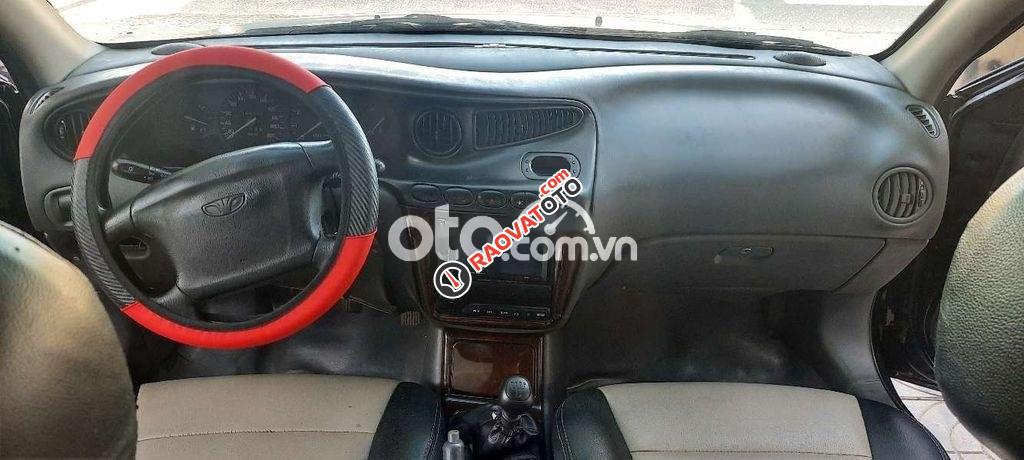 Cần bán gấp Daewoo Leganza sản xuất năm 2002, màu đen, xe nhập, 87tr-3