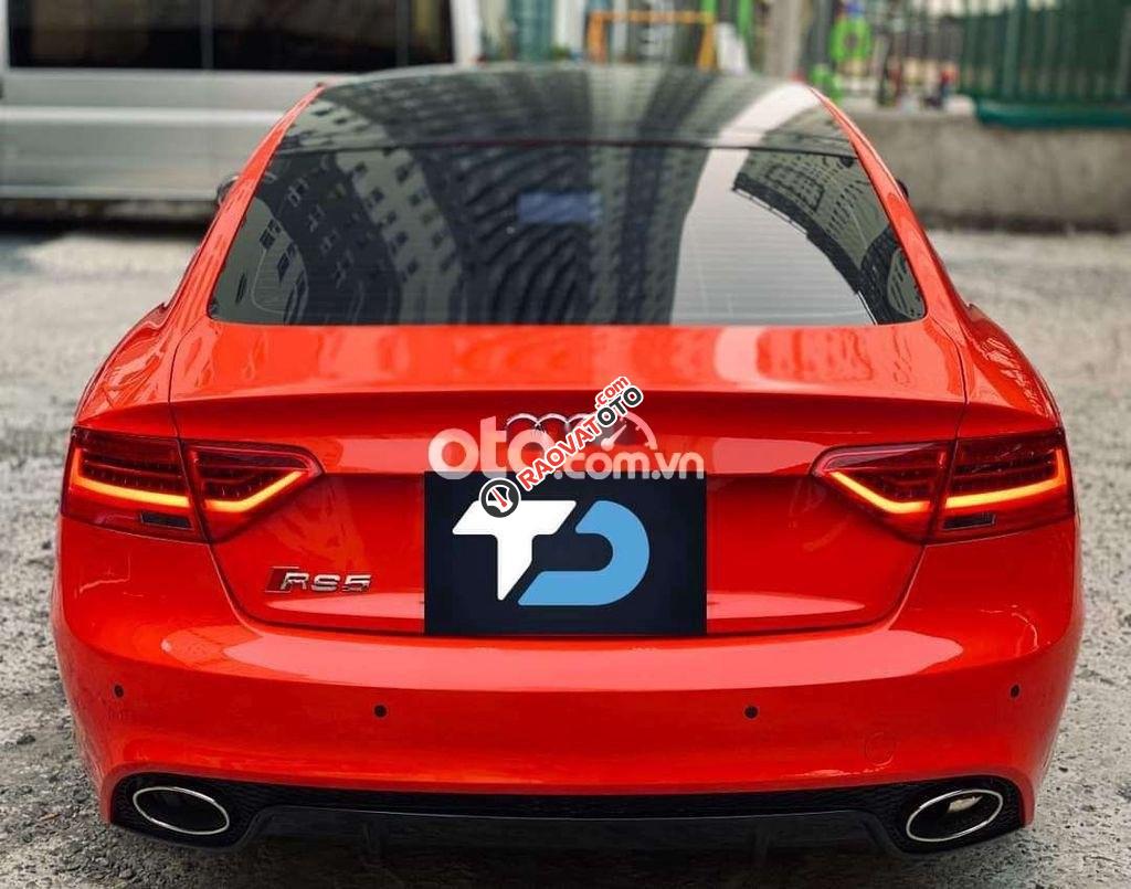 Cần bán gấp Audi A5 năm sản xuất 2015, màu đỏ -2