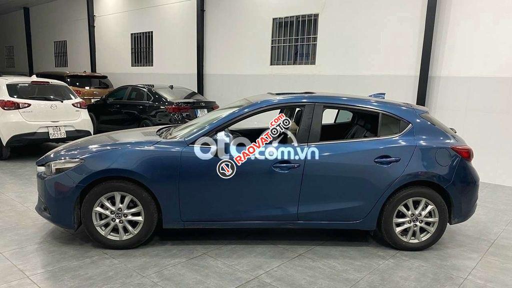 Cần bán gấp Mazda 3 1.5AT sản xuất 2017, màu xanh lam-7