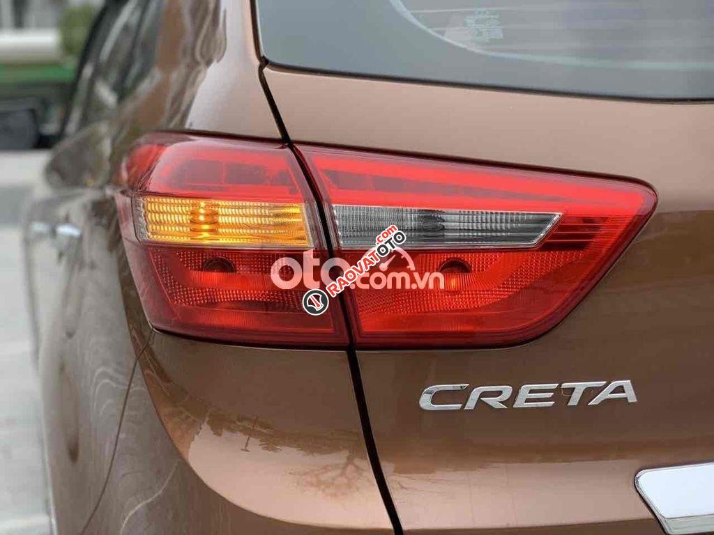 Cần bán gấp Hyundai Creta sản xuất 2017, màu nâu, xe nhập-6