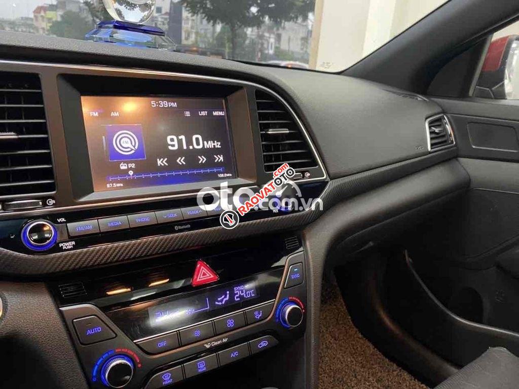 Xe Hyundai Elantra 1.6AT năm sản xuất 2018, màu đỏ-10