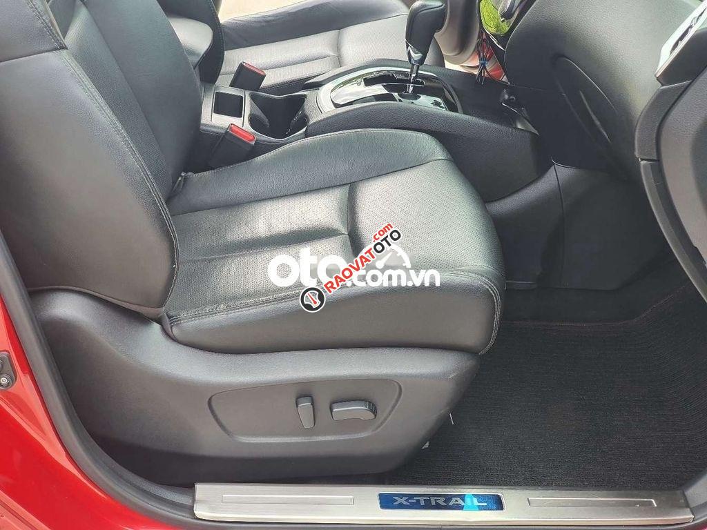 Xe Nissan X trail 2.0 Premium năm 2018, màu đỏ-7