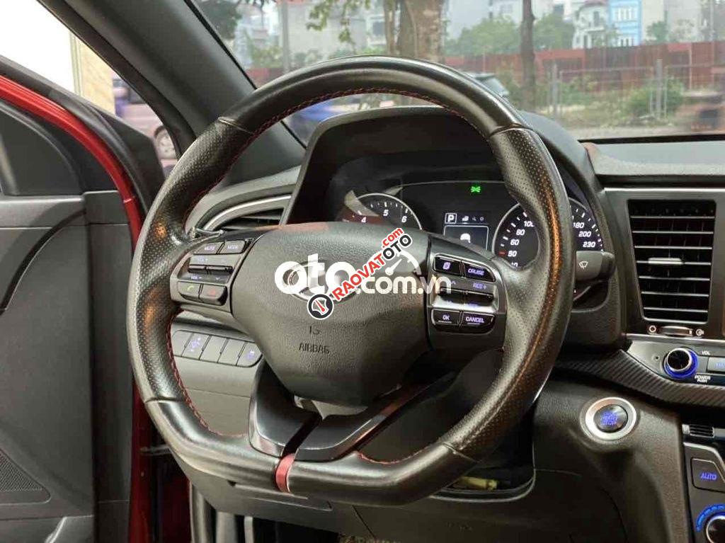Xe Hyundai Elantra 1.6AT năm sản xuất 2018, màu đỏ-6