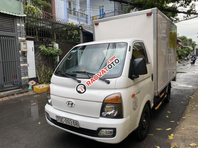 Bán Hyundai H 100 sản xuất năm 2017, màu trắng còn mới-6