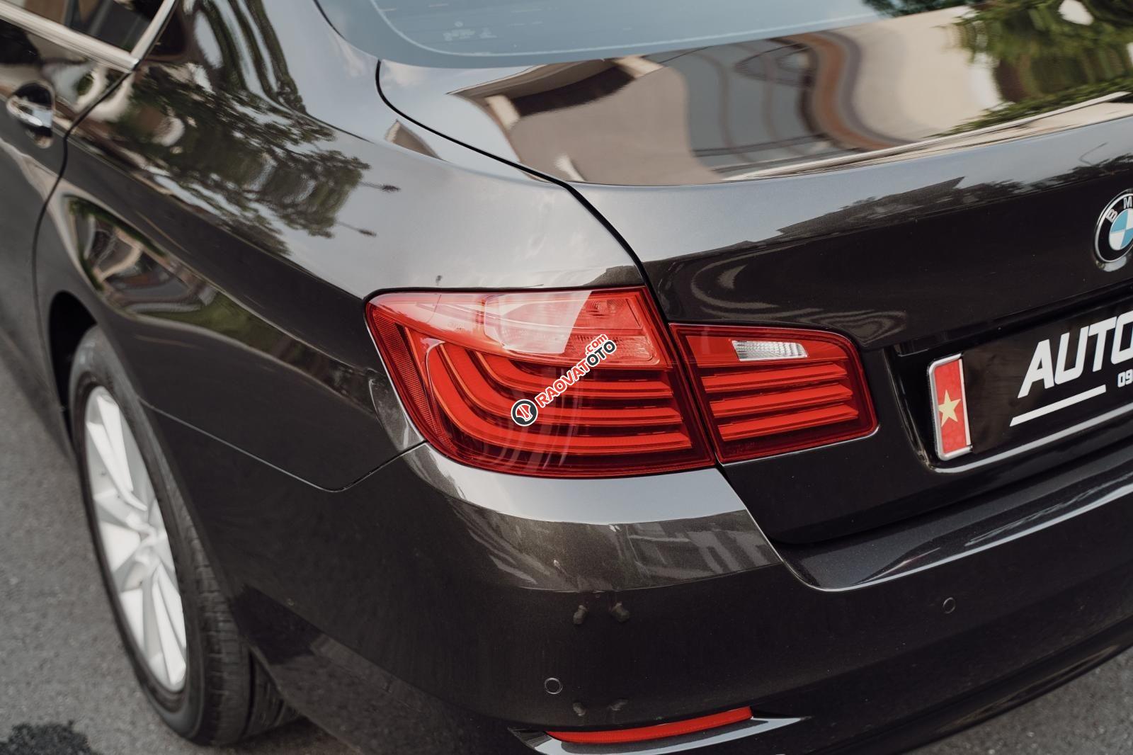 Bán BMW 528i năm 2016, màu đen, cam kết xe chất lượng-11