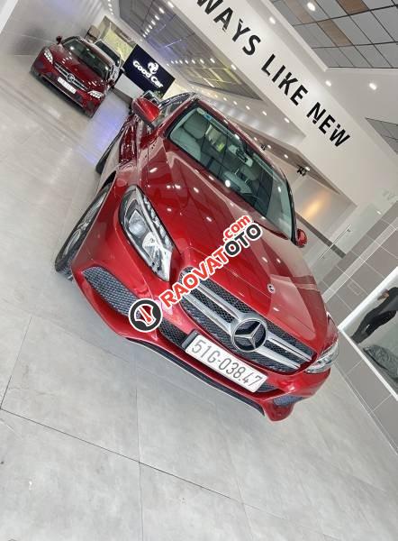 Cần bán Mercedes C200 năm sản xuất 2018, màu đỏ-6