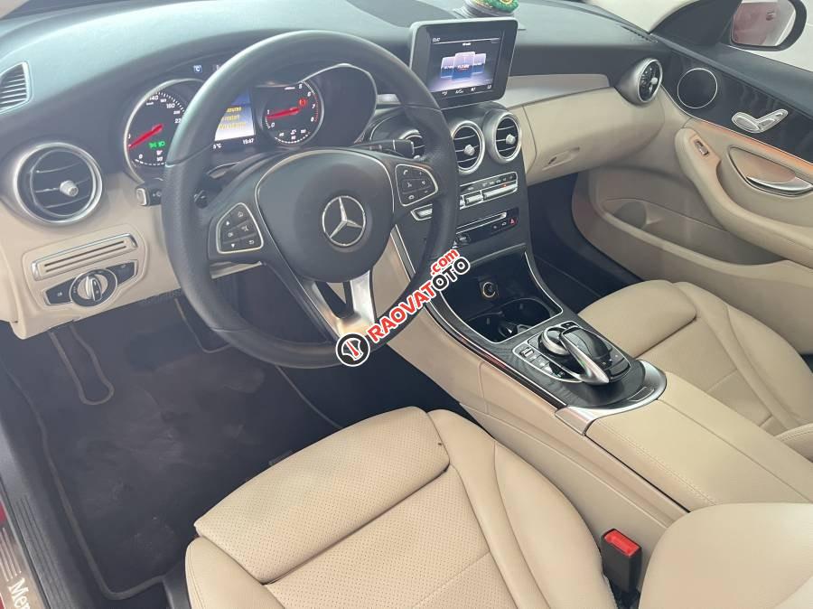 Cần bán Mercedes C200 năm sản xuất 2018, màu đỏ-19