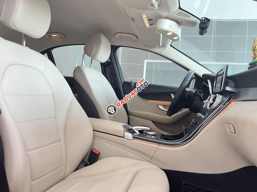 Cần bán Mercedes C200 năm sản xuất 2018, màu đỏ-13
