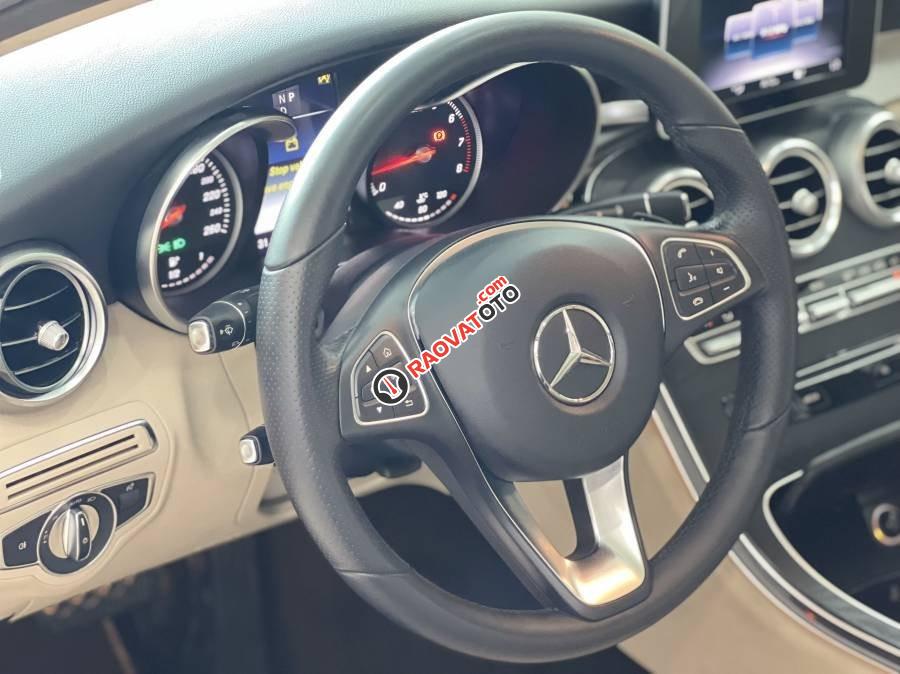 Cần bán Mercedes C200 năm sản xuất 2018, màu đỏ-15