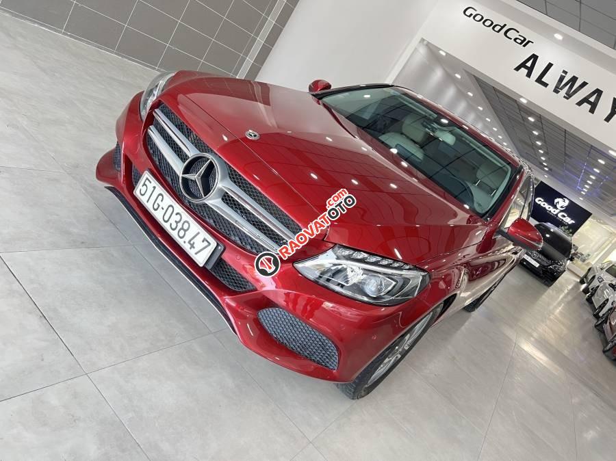 Cần bán Mercedes C200 năm sản xuất 2018, màu đỏ-11
