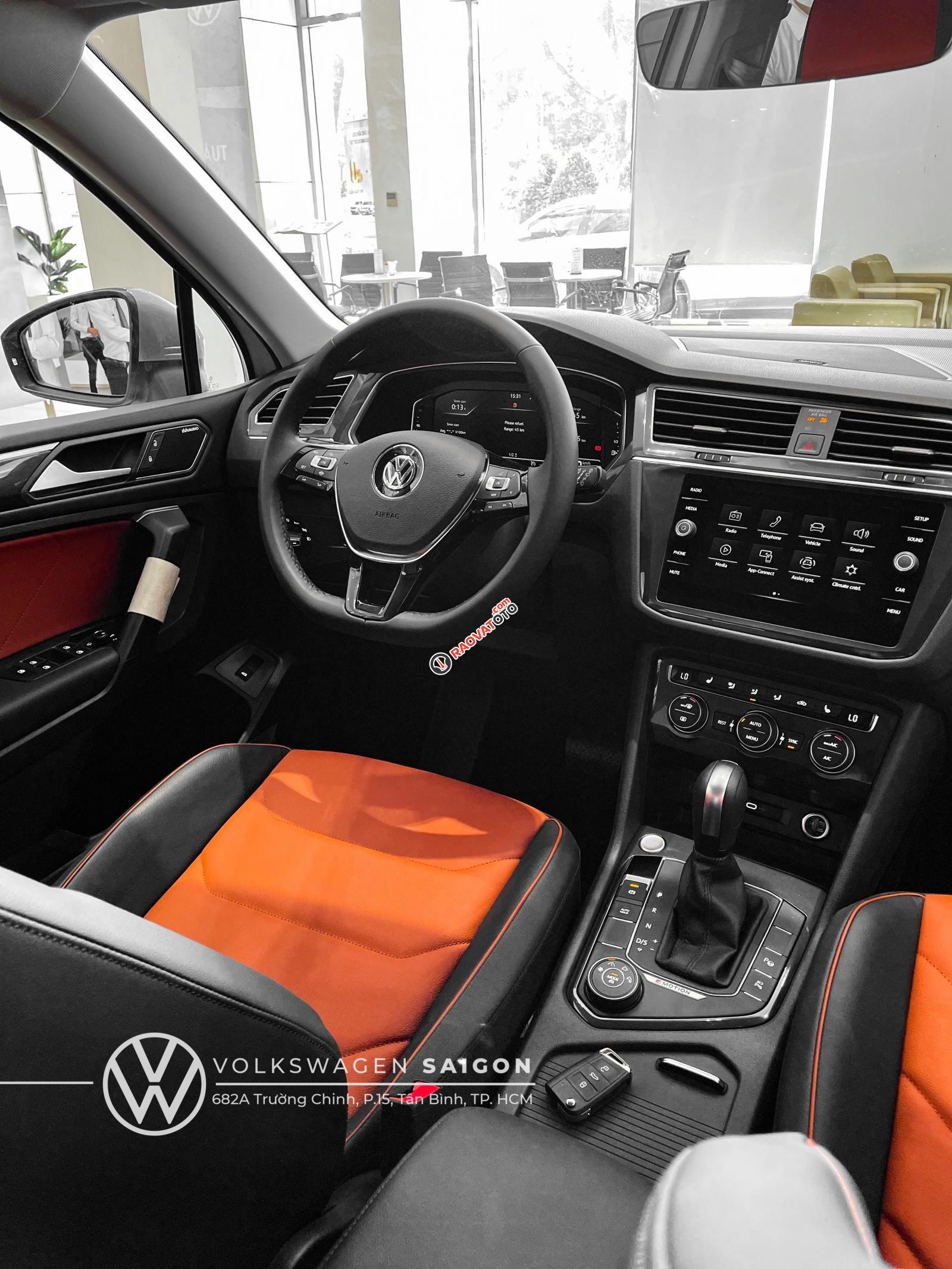[Volkswagen Vũng Tàu ]Tiguan Luxury S 2022 màu trắng, động cơ 2.0 Turbo, SUV 7 chỗ gầm cao cho gia đình, dẫn động 2 cầu-11