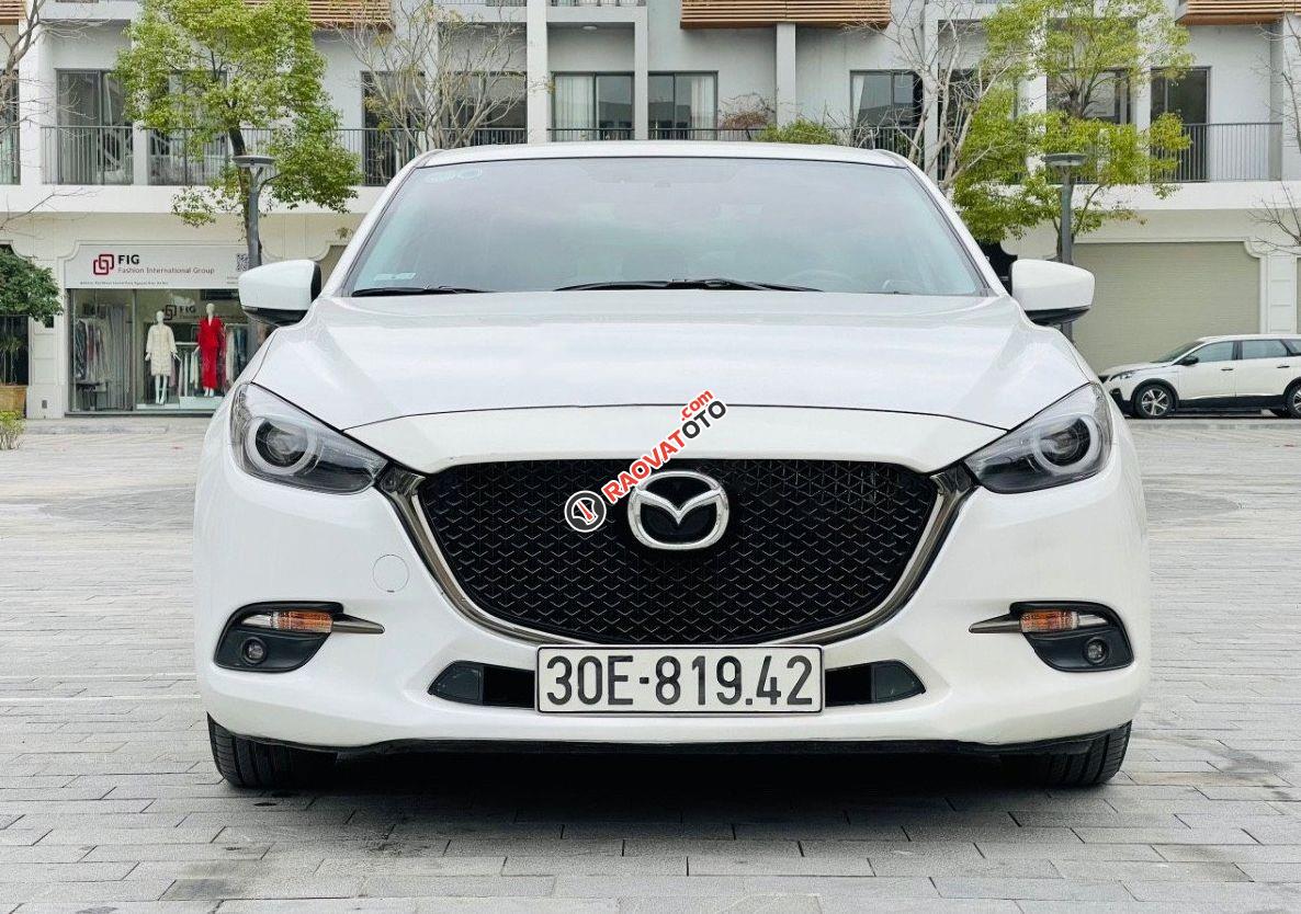 Cần bán lại xe Mazda 3 sản xuất năm 2017, màu trắng, giá tốt-3