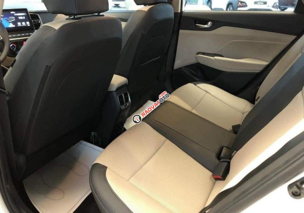 Bán ô tô Hyundai Accent 1.4 ATH sản xuất năm 2022, màu trắng-5