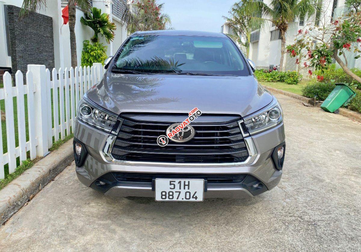 Cần bán Toyota Innova 2.0G năm 2021, màu ghi xám-3