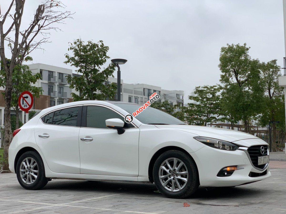 Bán ô tô Mazda 3 sản xuất 2018, màu trắng, 579 triệu-8