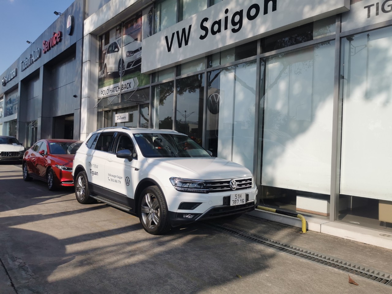 Volkswagen Tiguan Luxury S 2021 - Hãng bán Thanh Lý xe demo công ty còn rất mới,tặng 100% trước bạ-0