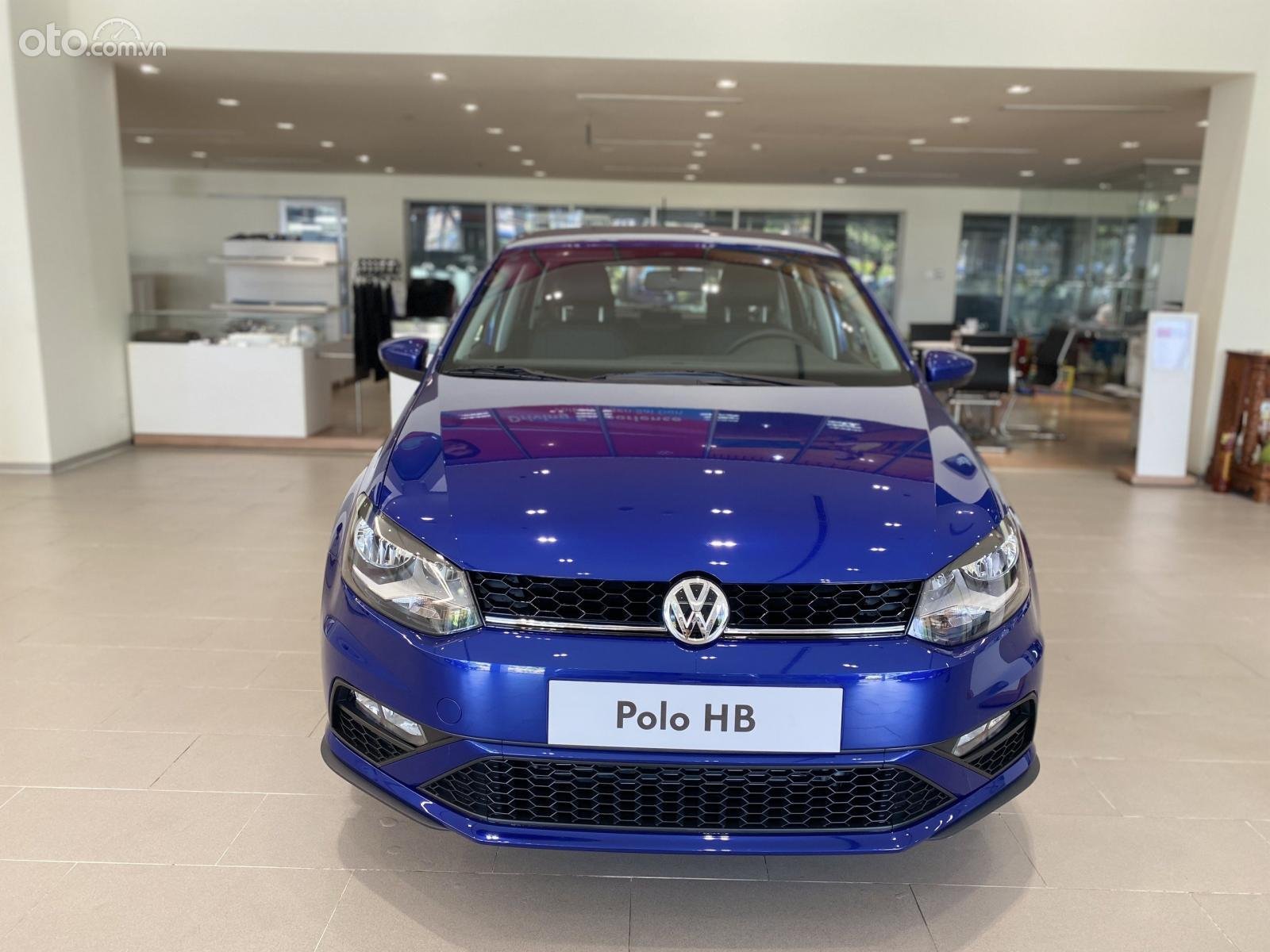 Volkswagen Polo 1.6 Hatchback 2022 - Miễn phí lệ phí trước bạ- LH Hotline KD: 093 2168 093-0