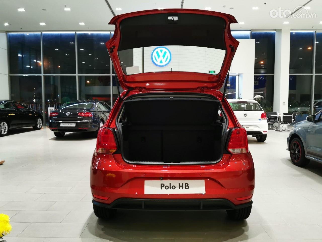 Volkswagen Polo 1.6 Hatchback 2022 - Xe màu đỏ-LH Hotline: 093 2168 093-7