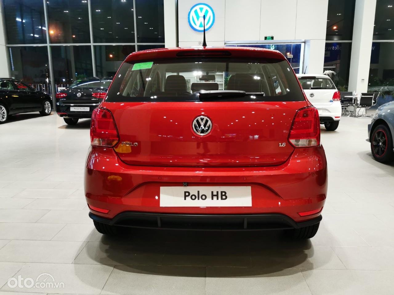 Volkswagen Polo 1.6 Hatchback 2022 - Xe màu đỏ-LH Hotline: 093 2168 093-1