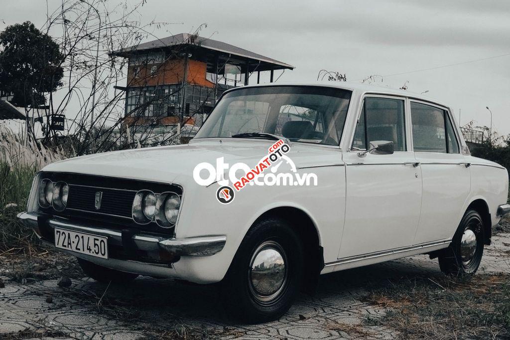 Cần bán Toyota Corona sản xuất năm 1980, màu trắng, xe nhập-11
