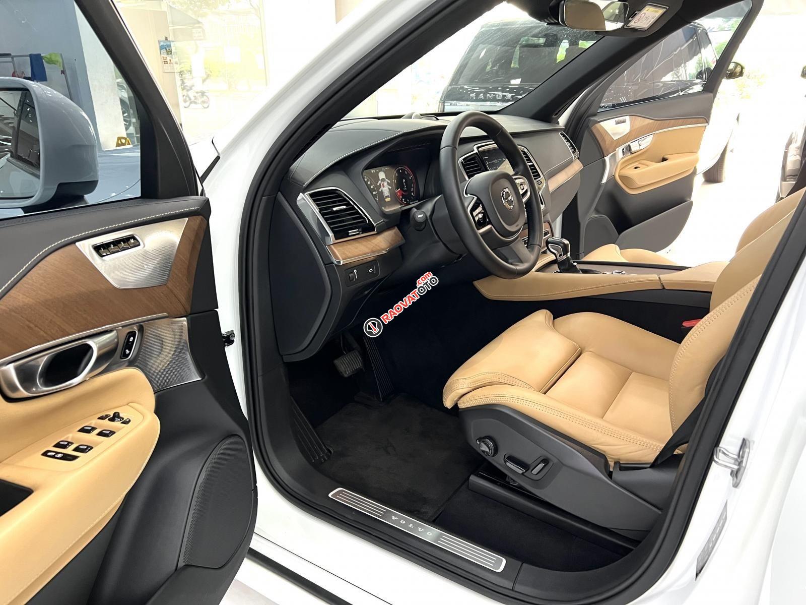 Cần bán Volvo XC90 sản xuất 2018, màu trắng, nhập khẩu -10