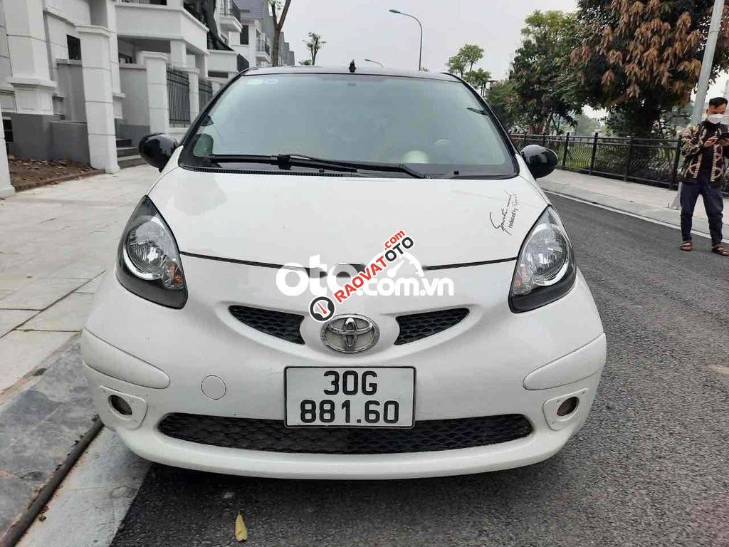 Bán Toyota Aygo 1.0AT sản xuất năm 2009, nhập khẩu nguyên chiếc, giá tốt-0