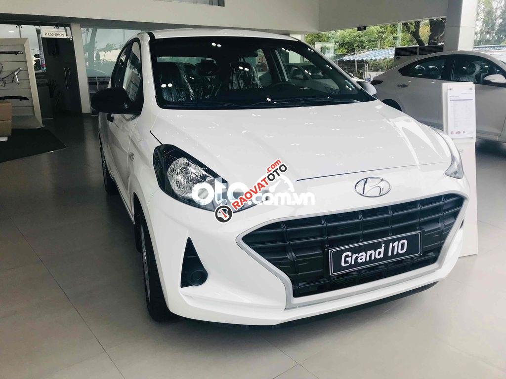 Cần bán xe Hyundai Grand i10 năm 2021, màu trắng-2