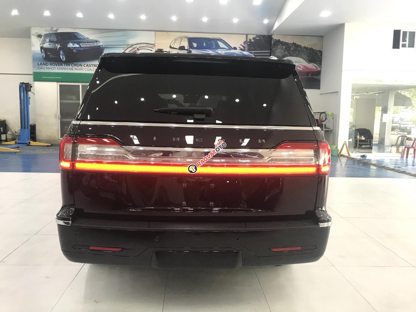 Bán xe Lincoln Navigator Black Label model 2022-19