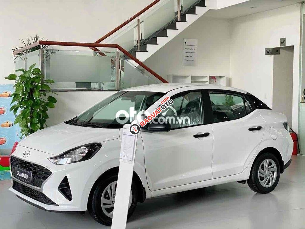Cần bán xe Hyundai Grand i10 năm 2021, màu trắng-5