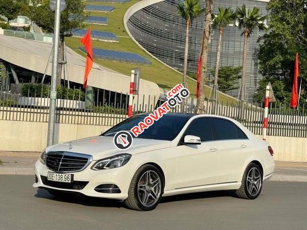 Màu trắng, nhập khẩu nguyên chiếc-3