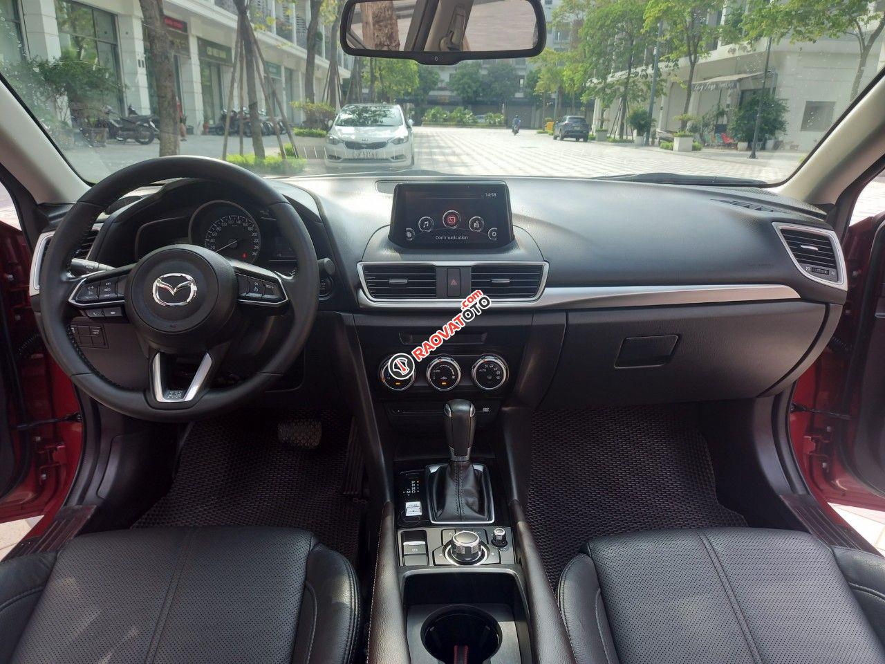 Biển Sài Gòn, màu đỏ-9