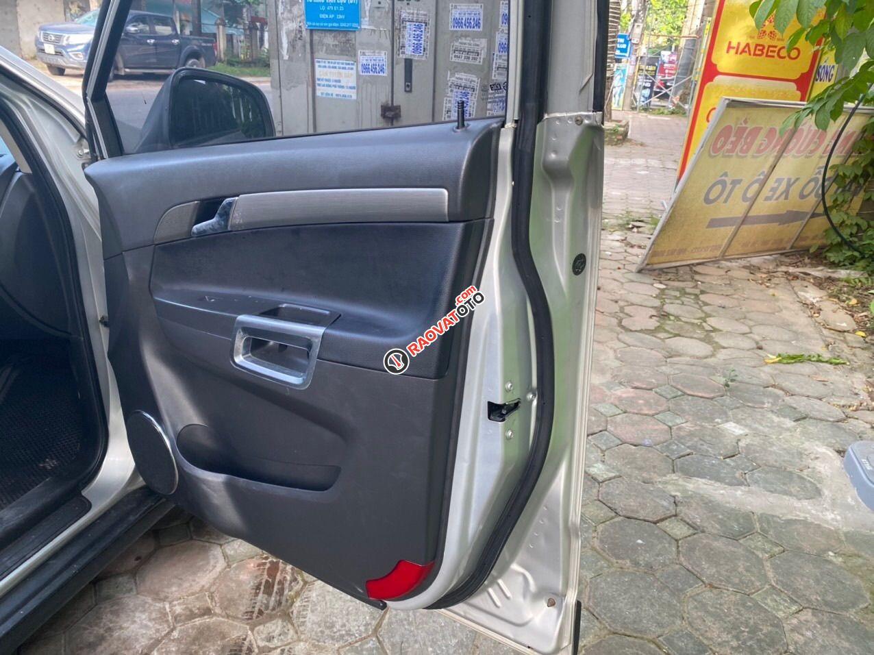 Xe gia đình, giá chỉ 265tr-8