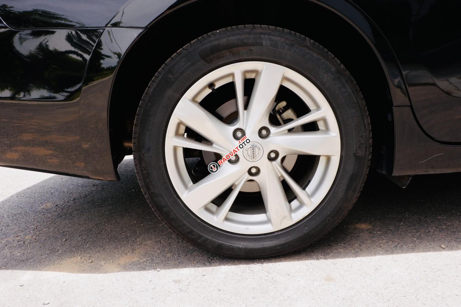 Màu đen, nhập khẩu-13