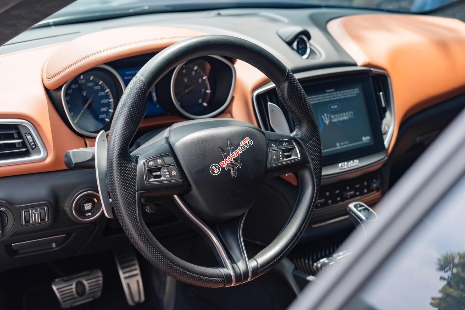 Nhập khẩu nguyên chiếc-20