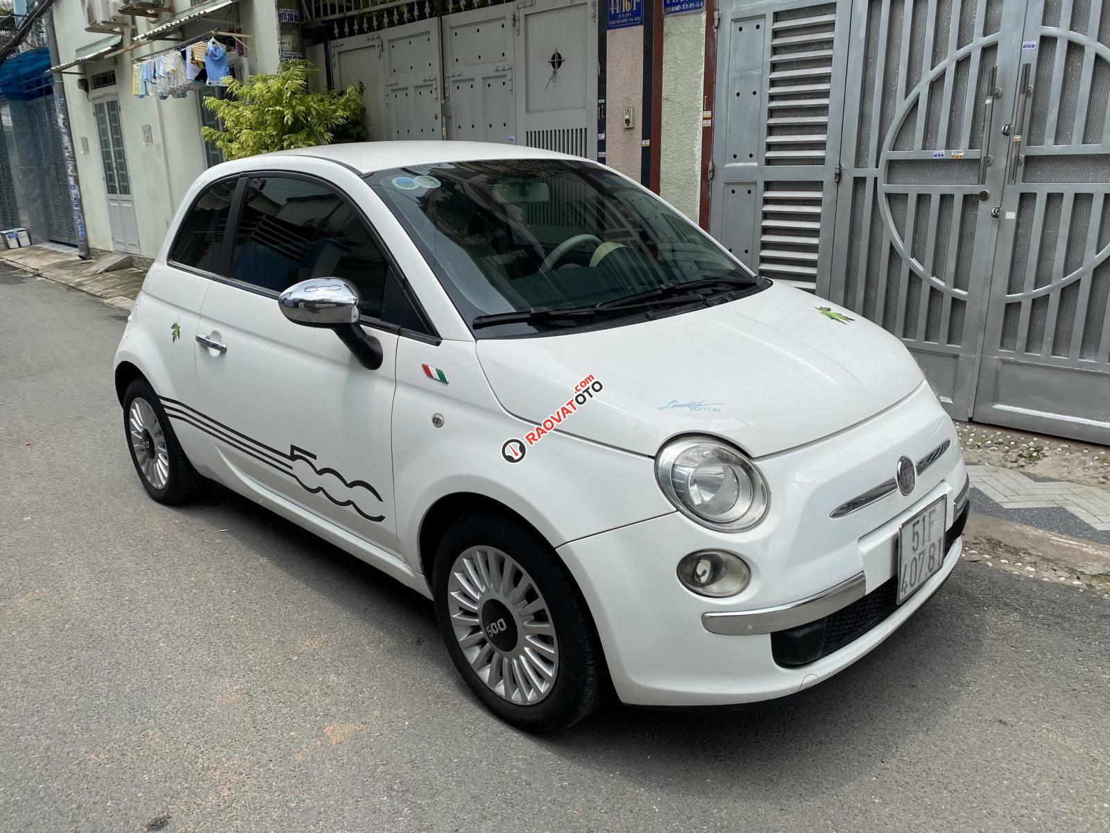 Bán xe số tự động, màu trắng, nhập khẩu từ Italia-3