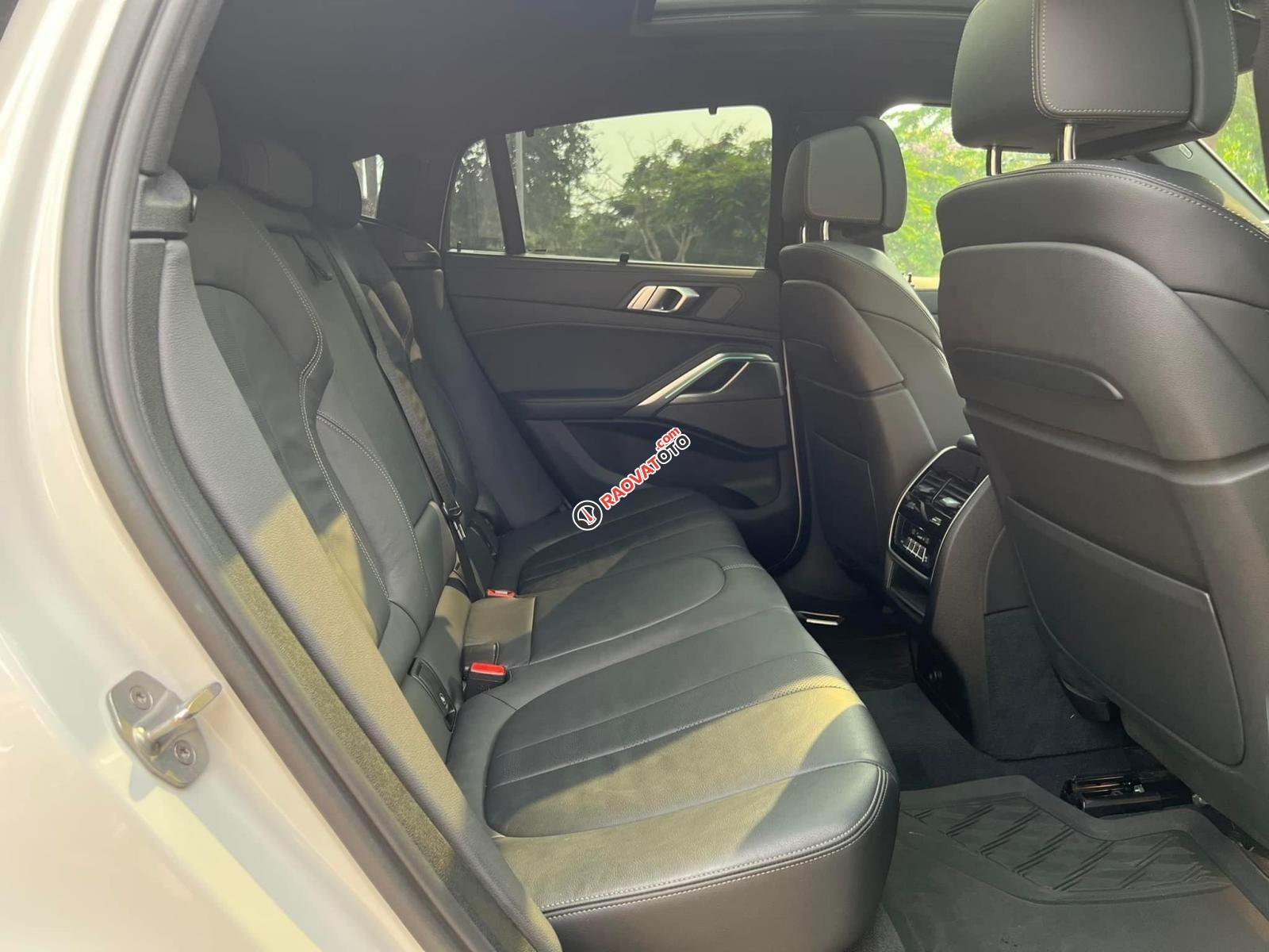 Màu trắng, nhập khẩu nguyên chiếc-3