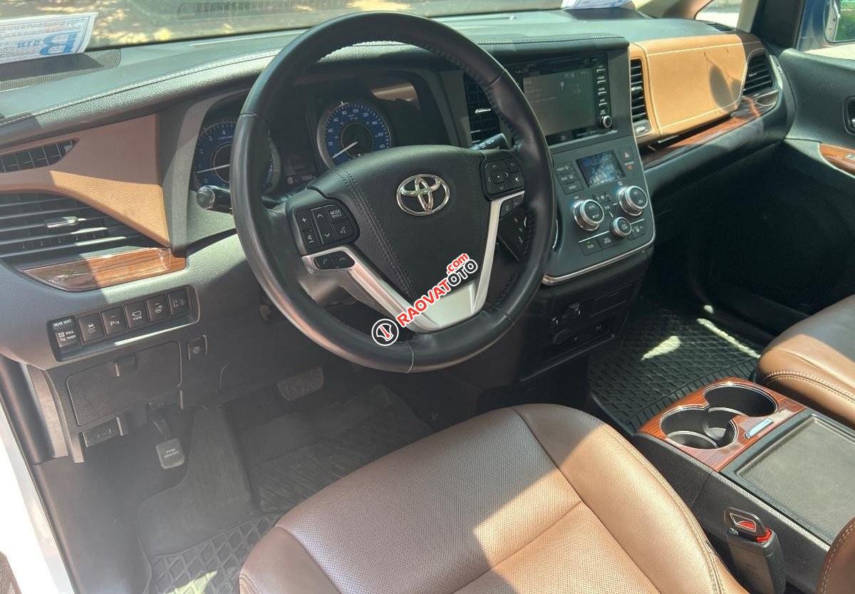 Màu trắng, nhập khẩu nguyên chiếc-1