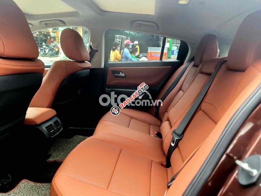 Nhập khẩu nguyên chiếc-6