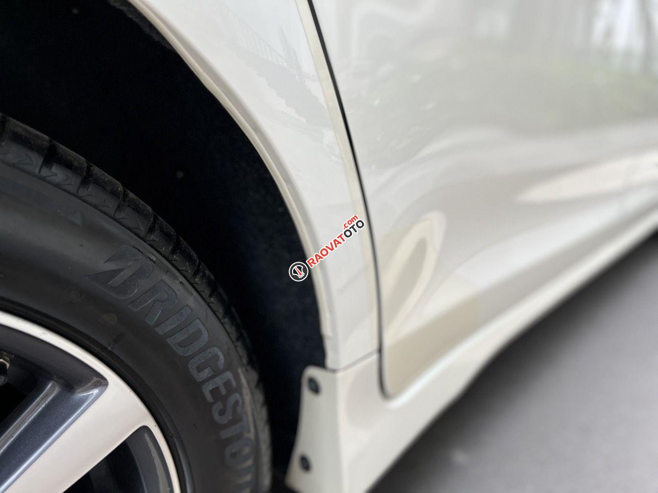 Bản giới hạn năm 2018, màu trắng, lịch sử hãng đẹp, check test thoải mái-0