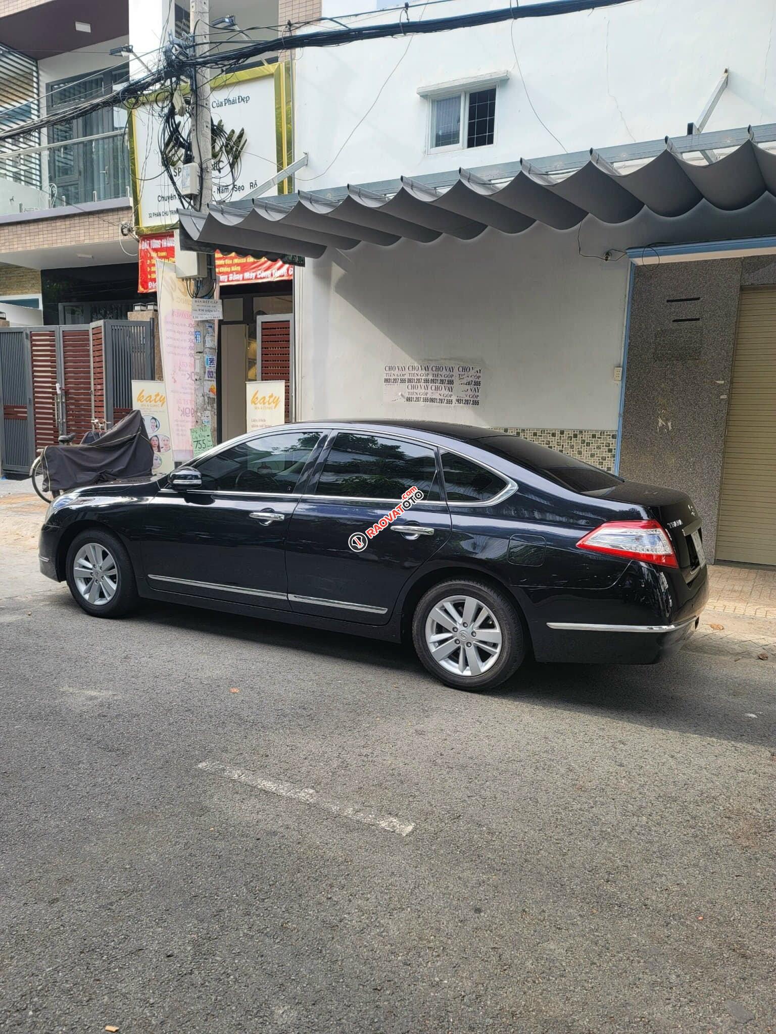 Màu đen, 470 triệu-12