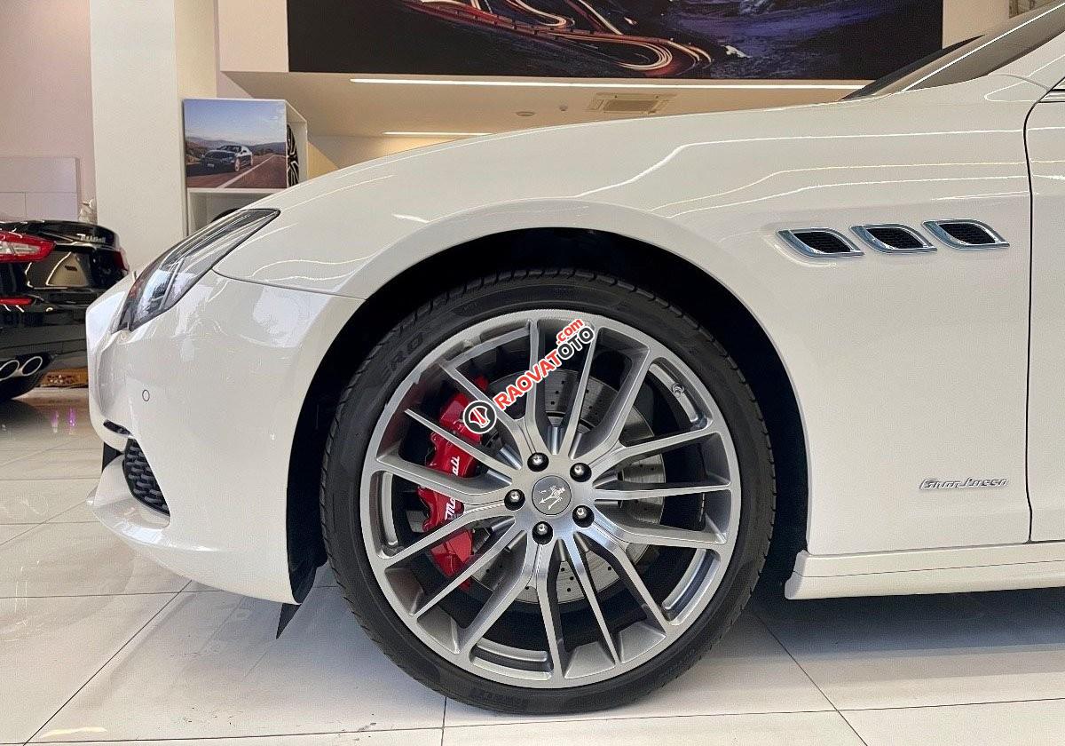 Màu trắng, nhập khẩu-6