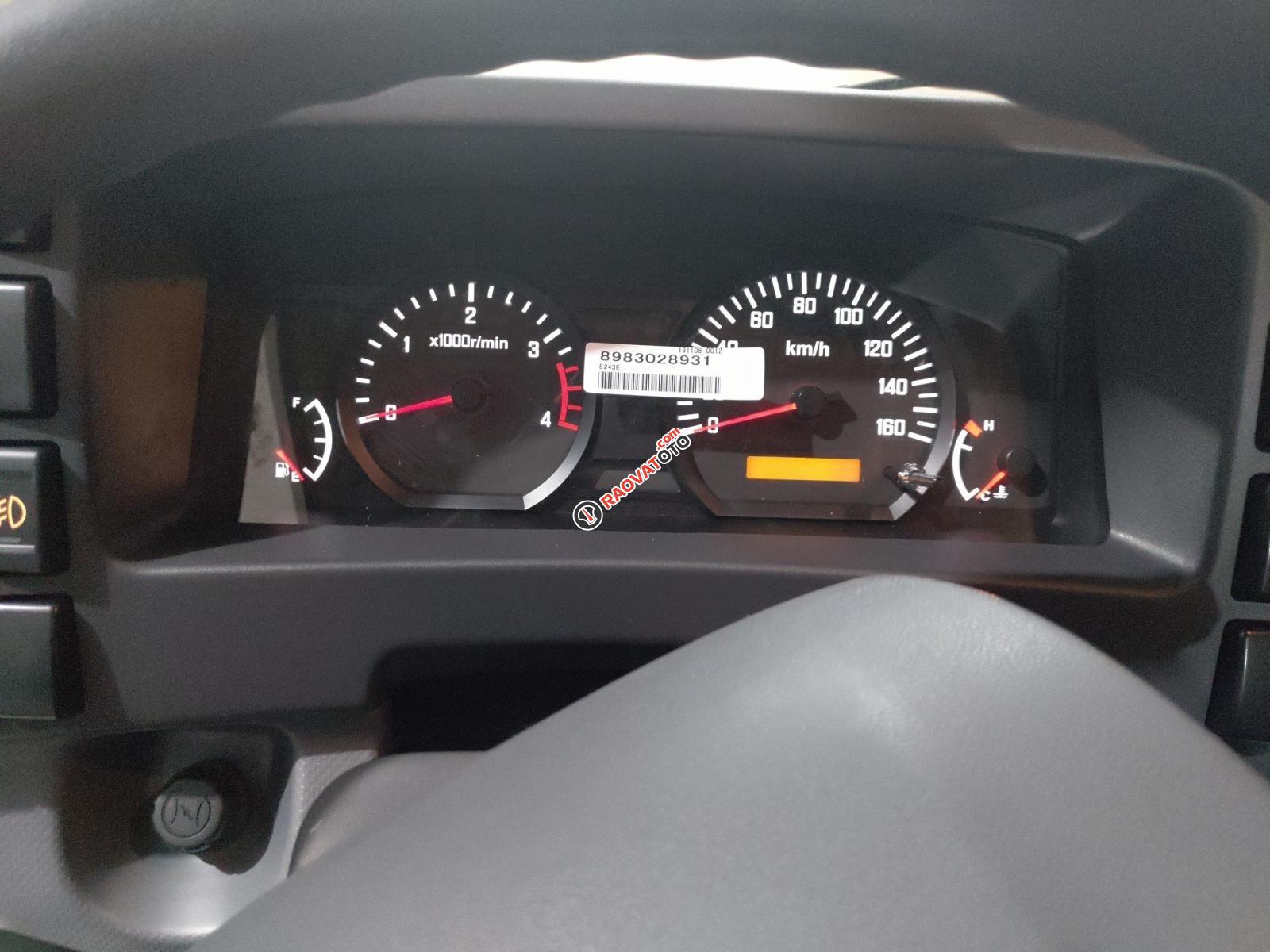 Xe Isuzu 5.7T thùng bạt 6.2m, khuyến mại máy lạnh, 9 phiếu bảo dưỡng, radio MP3-9