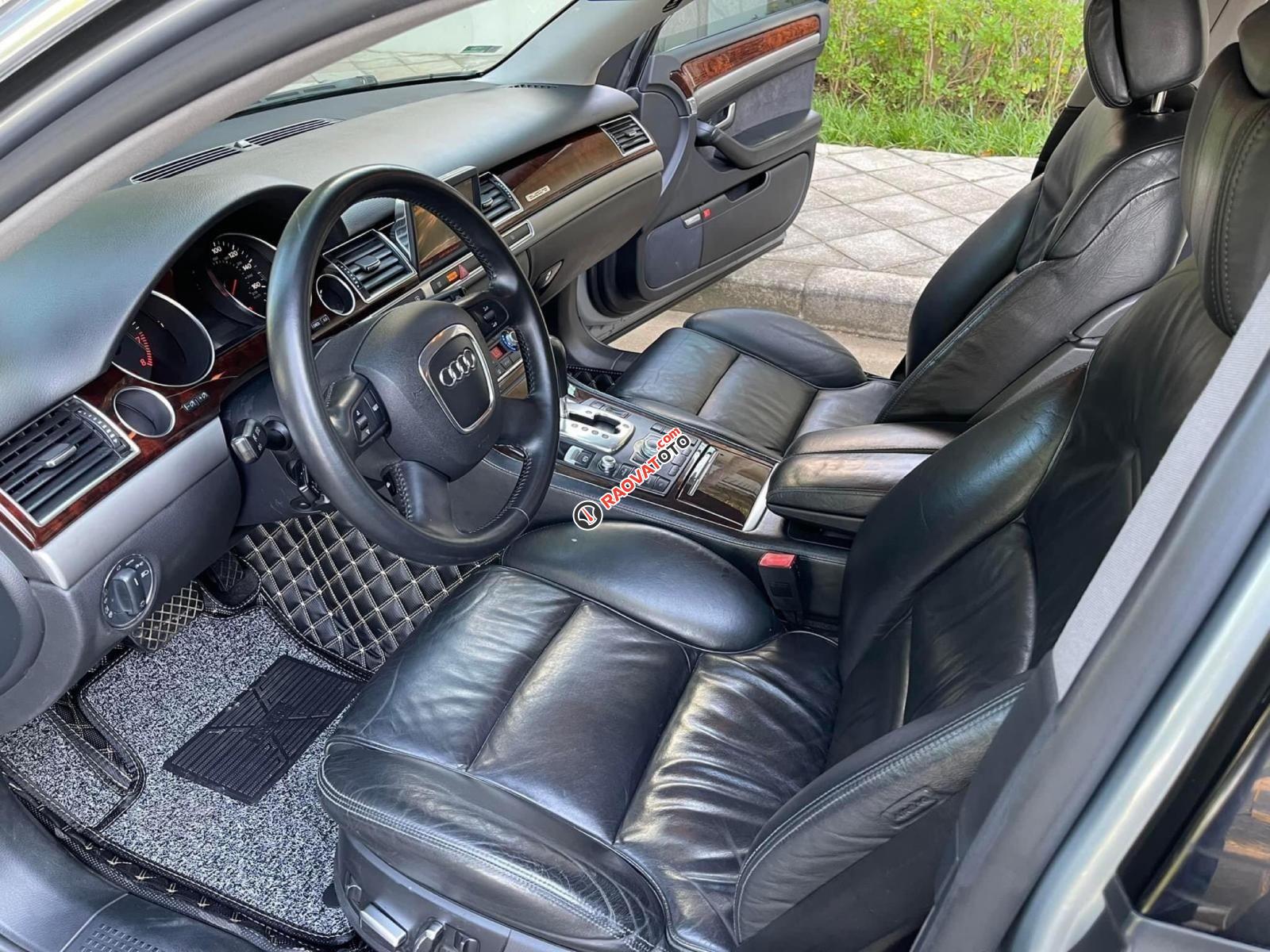 Quattro - Đẳng cấp sang trọng - Màu độc lạ giá 450tr-11