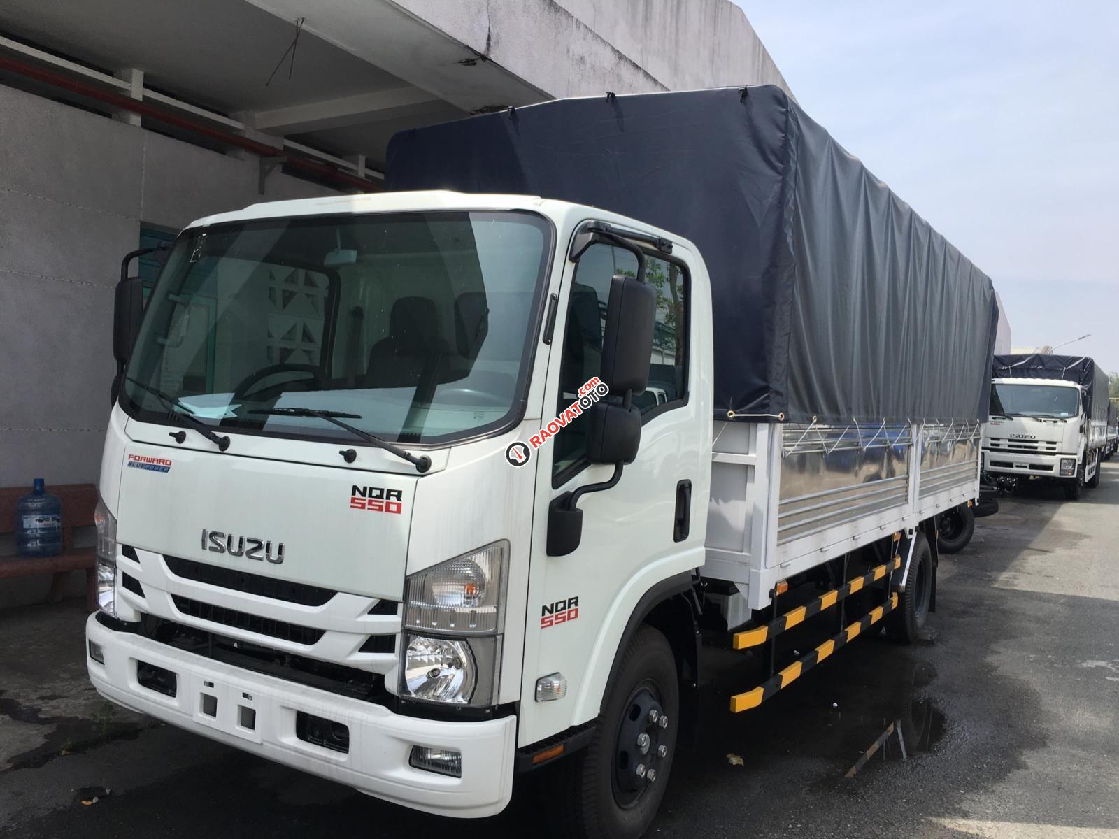 Xe Isuzu 5.7T thùng bạt 6.2m, khuyến mại máy lạnh, 9 phiếu bảo dưỡng, radio MP3-3