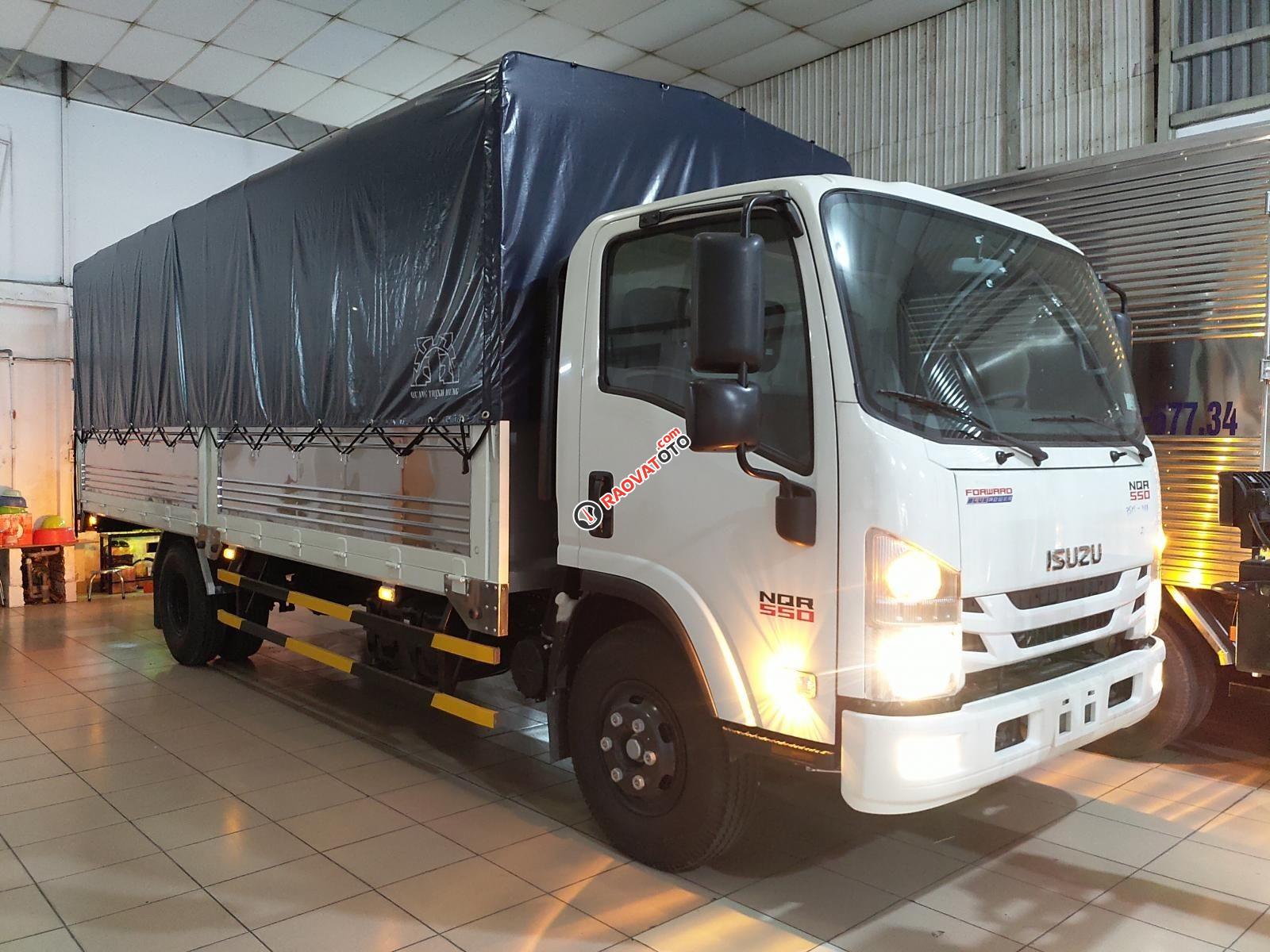 Xe Isuzu 5.7T thùng bạt 6.2m, khuyến mại máy lạnh, 9 phiếu bảo dưỡng, radio MP3-0