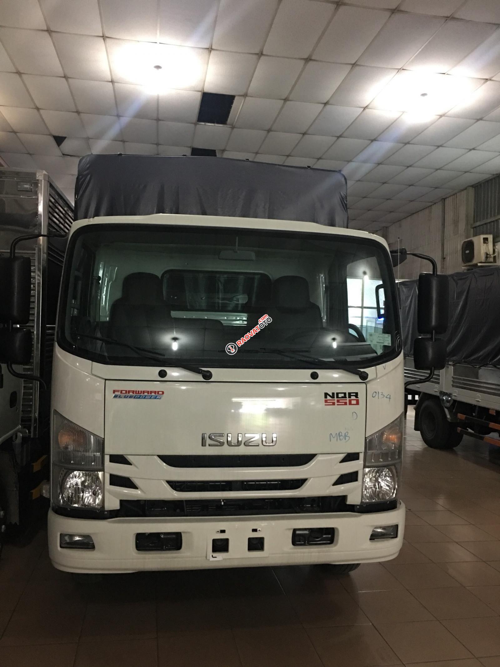 Xe Isuzu 5.7T thùng bạt 6.2m, khuyến mại máy lạnh, 9 phiếu bảo dưỡng, radio MP3-2