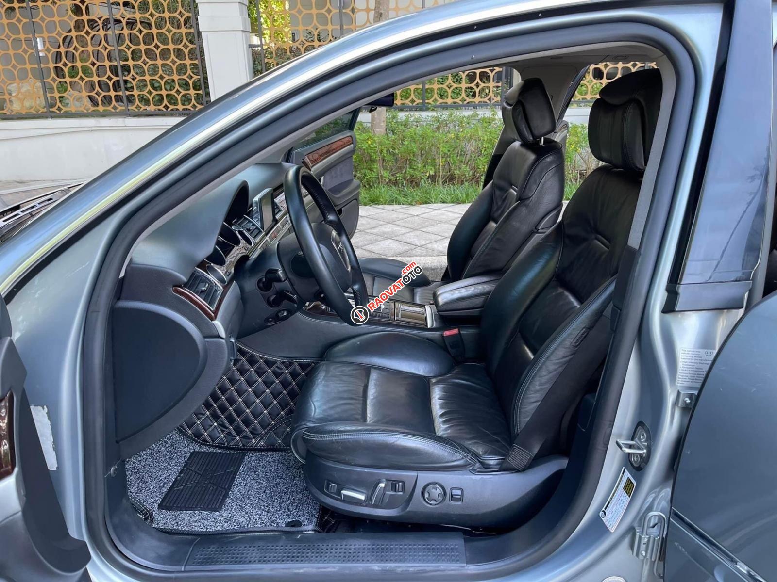 Quattro - Đẳng cấp sang trọng - Màu độc lạ giá 450tr-4