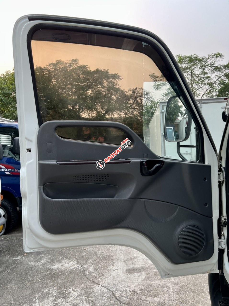 Xe thùng kín tải 3 tấn-14