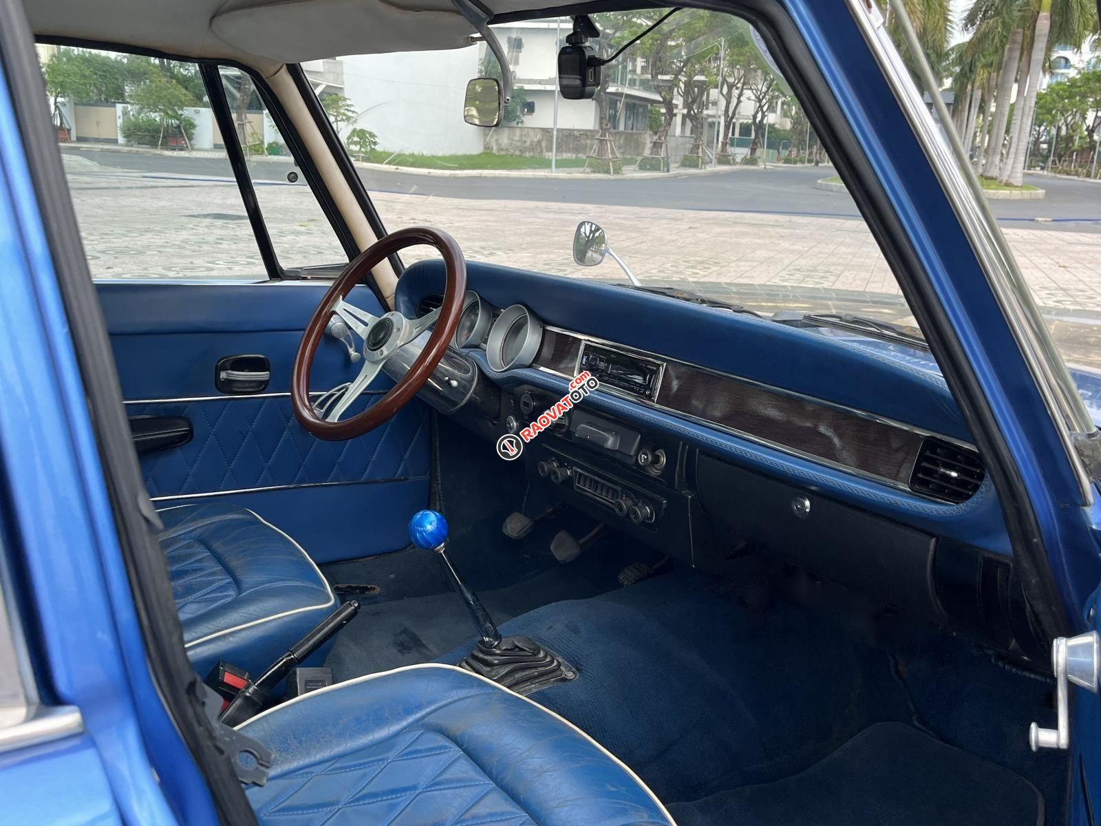 1969 Mazda 1500 màu xanh kim loại-5