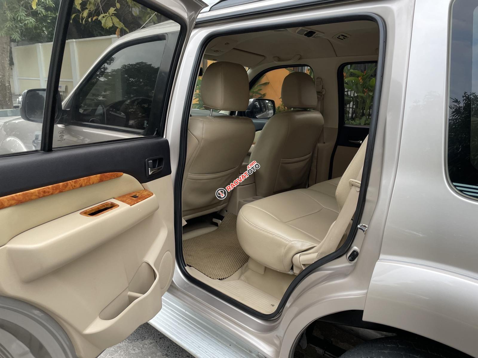 Máy dầu, số sàn, màu ghi vàng-9